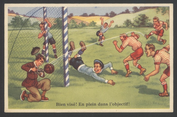 Item no. FP29 (funny postcard)
Country: France
The caption reads (in French): “Very good shot ! Just in the camera lens !”.
Item no. FP29 (funny postcard).jpg